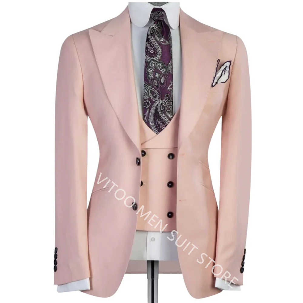 Сватбен костюм за мъже Светло розово Оборудвана сако, жилетка и панталон от 3 теми, официалната бизнес мъжки дрехи за сватбата, бала, зашити на поръчка Изображение 0